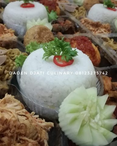 1. Galeri 16 Daoen Djati Culinary 08123275742